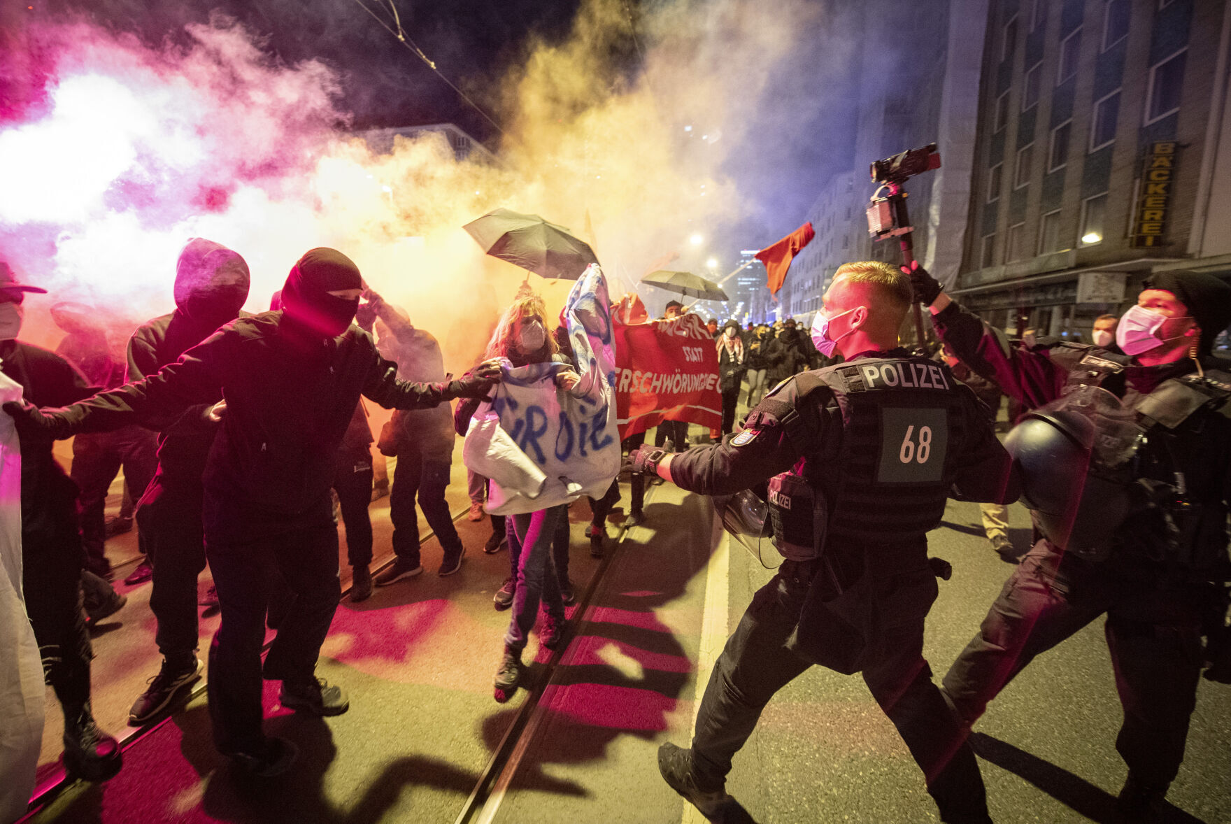 APTOPIX Virus Outbreak Germany Protest